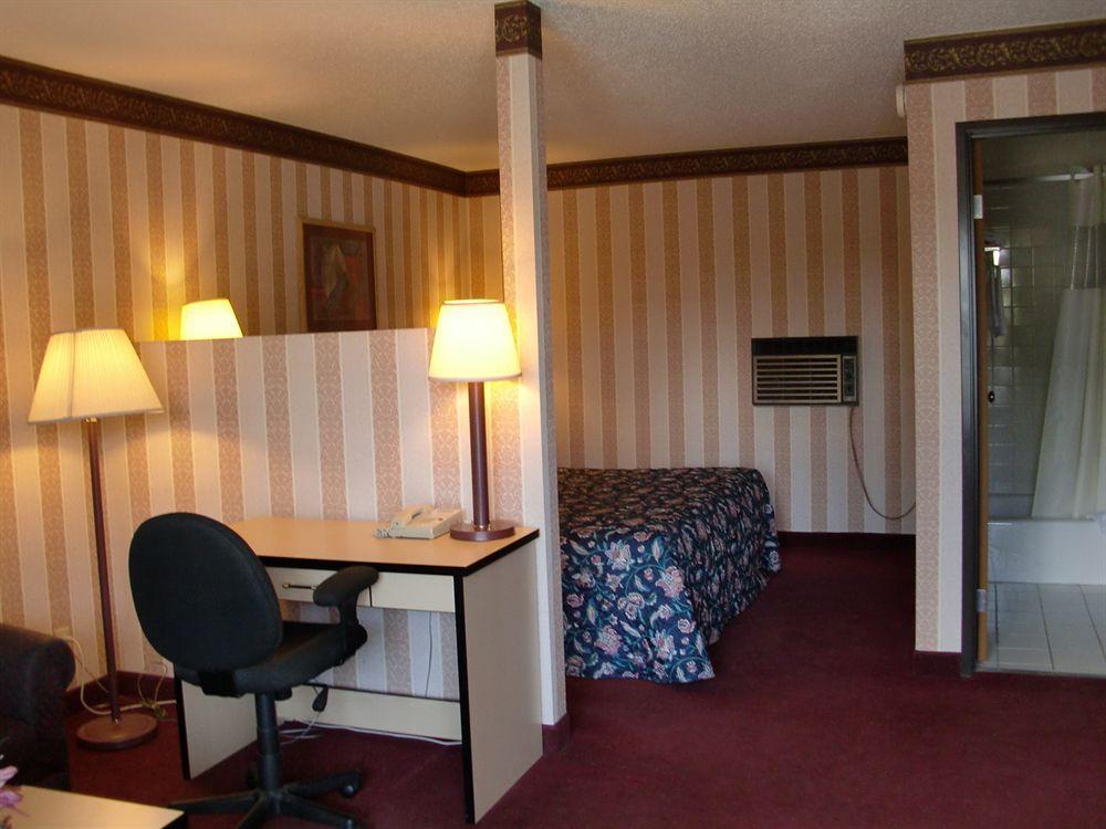 TravelStar Inn&Suites Colorado Springs Eksteriør bilde
